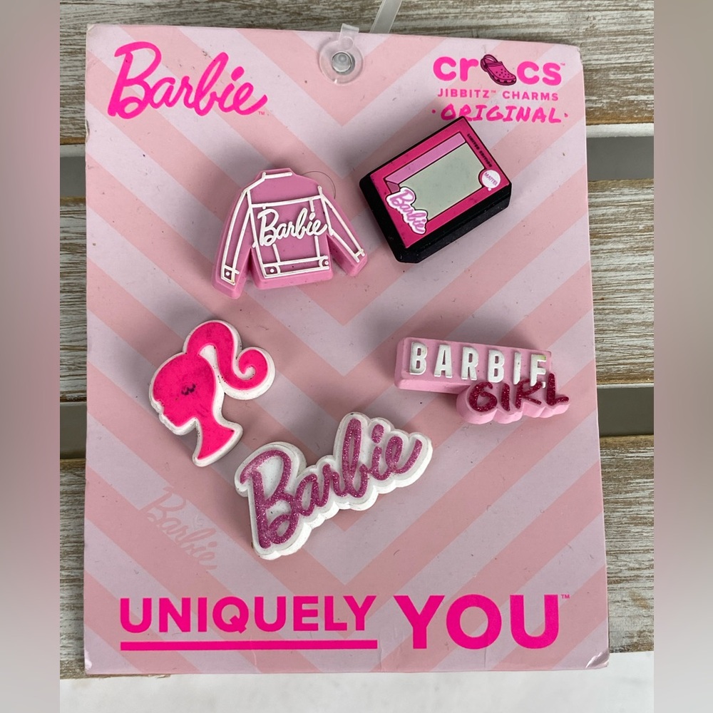 Crocs Uniquely You Barbie Jibbitz Charms Multi pink/white New in package